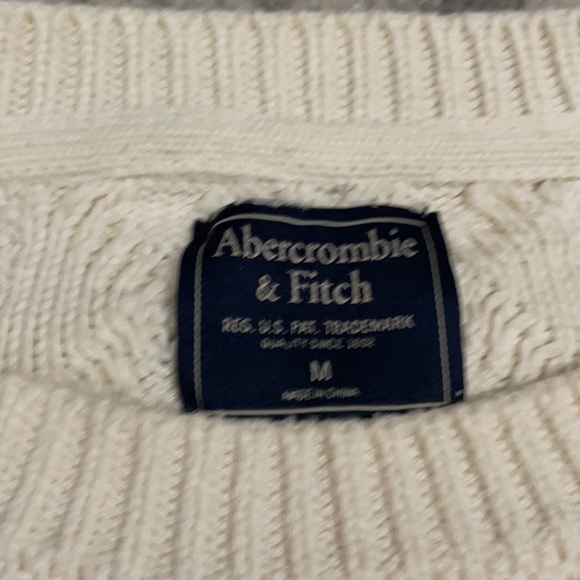 Abercrombie & Fitch Knitted Sweater size M - Picture 3 of 6